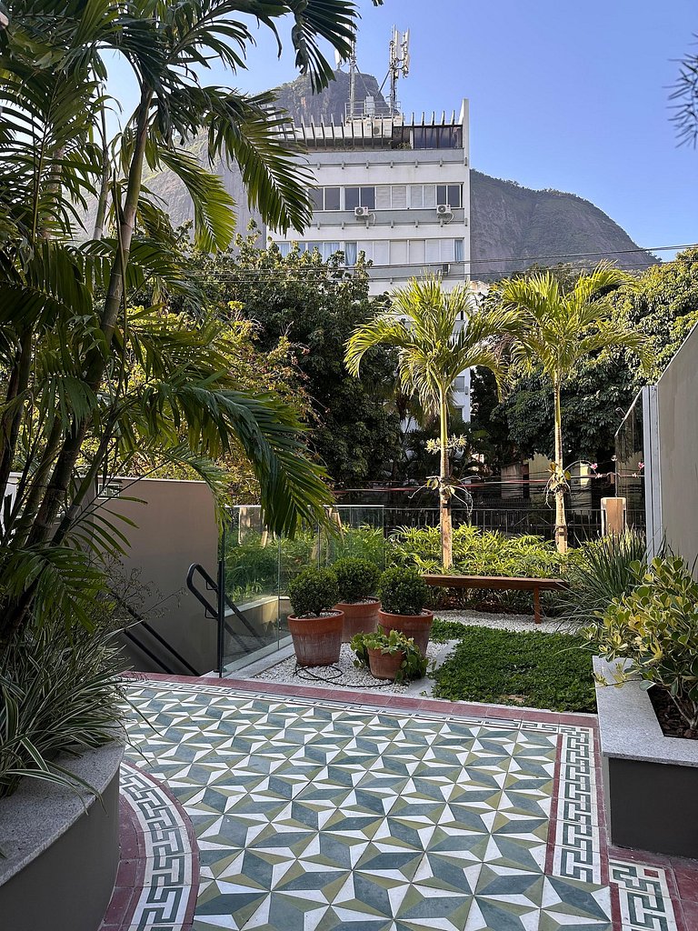 JB403|Duplex com piscina no Jardim Botânico
