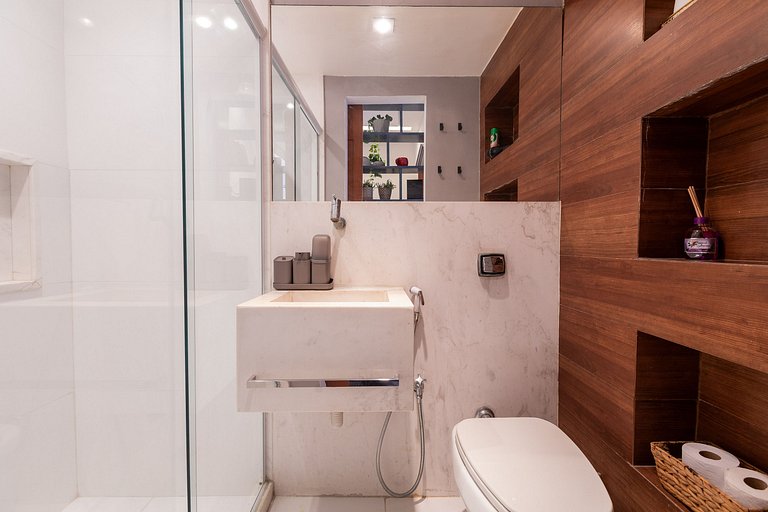 Ata302b | Apto luxuoso no Leblon próximo à praia