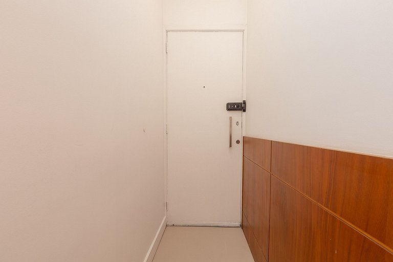 Ata302b | Luxurious apt in Leblon near the beach