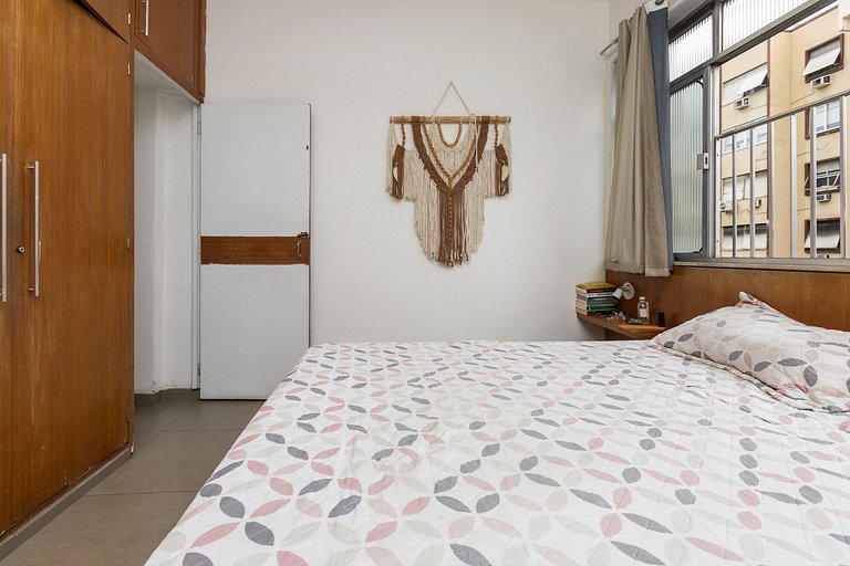 Raul704|Apt in Copacabana two blocks from beach
