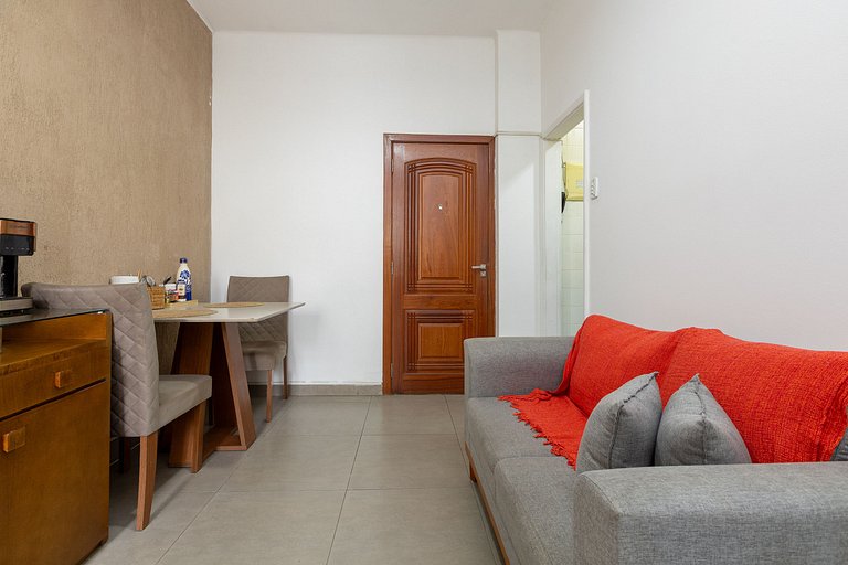 Raul704|Apt in Copacabana two blocks from beach