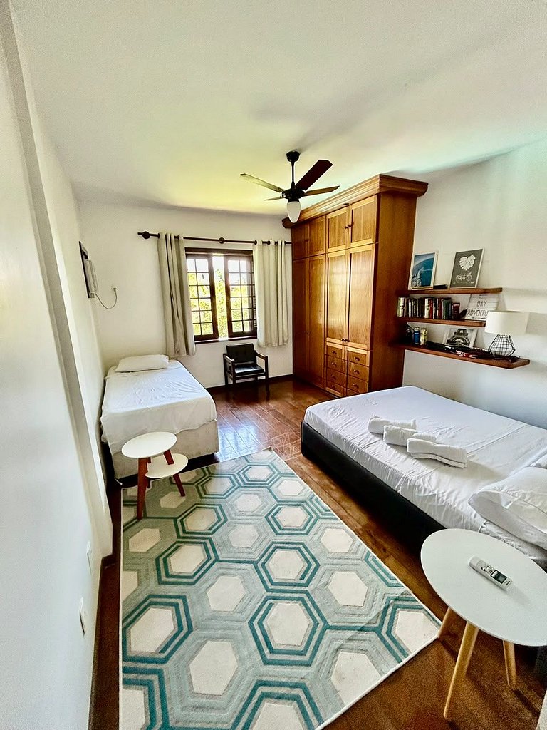 CasaBarra55| Casa com 4 quartos, piscina e sauna