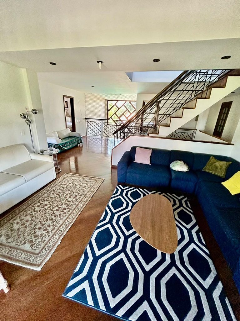 CasaBarra55| Casa com 4 quartos, piscina e sauna