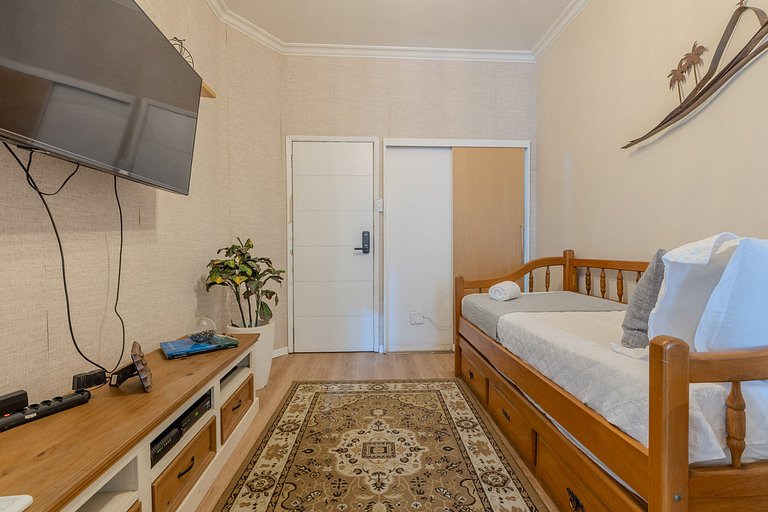 Car603| Quarto e sala em Ipanema perto da praia