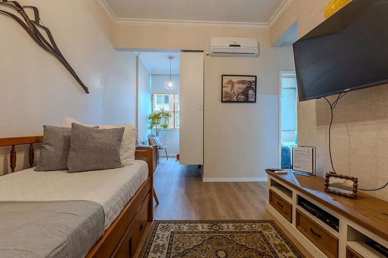 Car603| Quarto e sala em Ipanema perto da praia