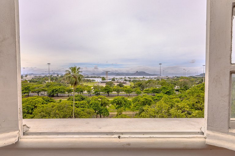 Glória801|3-bedroom apt with great views!