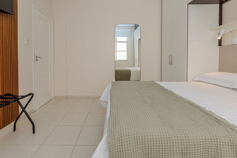 Bar208| Apt in Ipanema, 2 blocks from the beach